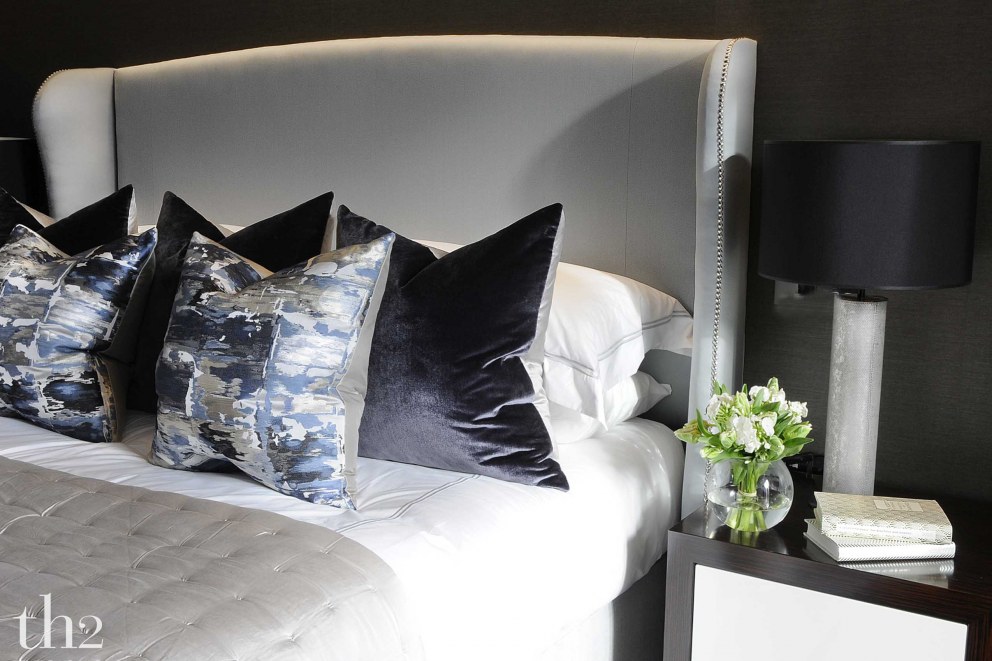 One Hyde Park - The Kenzo | Master bedroom | Interior Designers